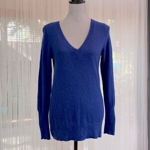 HALOGEN cashmere Vneck long sleeve sweater cobalt blue Small